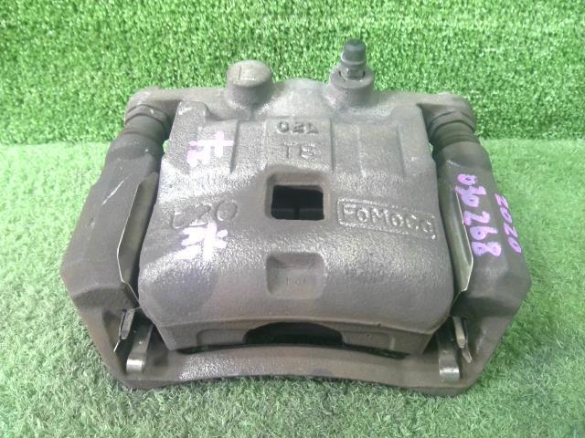 デミオ DBA-DE3FS DEJFS 左前 フロントキャリパー ZJ-VEM 38P D651-33-71X