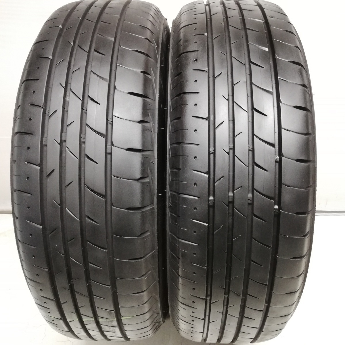 BRIDGESTONE Playz PX-RVⅡ 195/65R15の価格比較 - みんカラ BRIDGESTONE Playz PX-RVⅡ 195/65R15の価格比較 - みんカラ