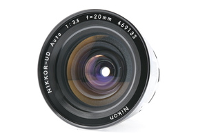 Nikon 非AI NIKKOR-UD Auto 20mm F3.5 Fマウント 広角単焦点 MF一眼レフ用 交換レンズ ニコン ■00103