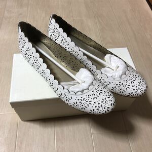 coach Coach pumps white US7.5B CN235.5(1.5)EUR37.5 trying on only scratch 