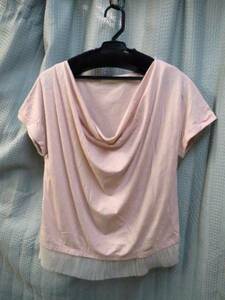 ◆chocol raffineピンク色胸元ドレープ裾にアイボリーチュールＴシャツ◆