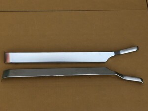 ● 新品:日産 UD クオン メッキ バンパー エンドカバー 左右セット【U-4】