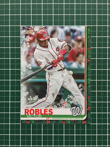 ★TOPPS MLB 2019 HOLIDAY BASEBALL #HW143 VICTOR ROBLES［WASHINGTON NATIONALS］ベースカード 19★