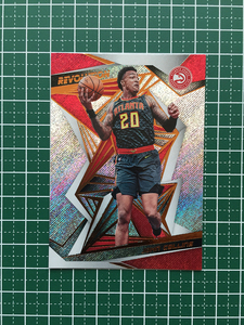 ★PANINI 2019-20 NBA REVOLUTION #17 JOHN COLLINS［ATLANTA HAWKS］ベースカード 2020★