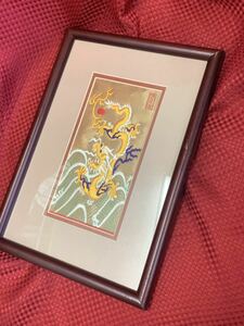 Zhang's Textiles (花) 上海 アーティスト 龍 刺繍 アート 中国美術