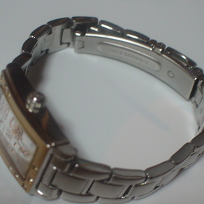 珍品 デザイン VIFFLEUR ３ATM 女性用腕時計 角型の画像2