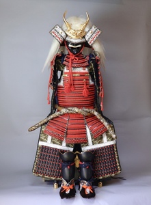  present-day armour [ Takeda Shingen .].. law . helmet book@ small . red thread wool ... large armour present . armor life-size have on elmet of armor Sengoku .. ornament . attaching 