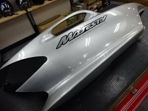 ☆マジェスティ125 シートカウル 右