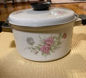 ホーロー 昭和レトロ 両手鍋 花柄