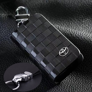 トヨタ TOYOTA お洒落豹頭キーホルダー付き キーケース 新型 高い質感 レザー スマートキーケース カラビナ付 チェック柄 高級感抜群