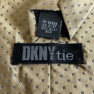 DKNY (ダナキャランニューヨーク) ドットネクタイ