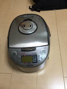 タイガー IH炊飯器 JKJ-S100 送込　即決 3,900円