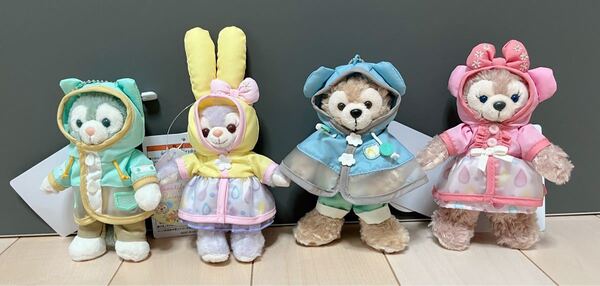 ディズニーシービューティフルレイニーデイズぬいぐるみバッジ4点セット
