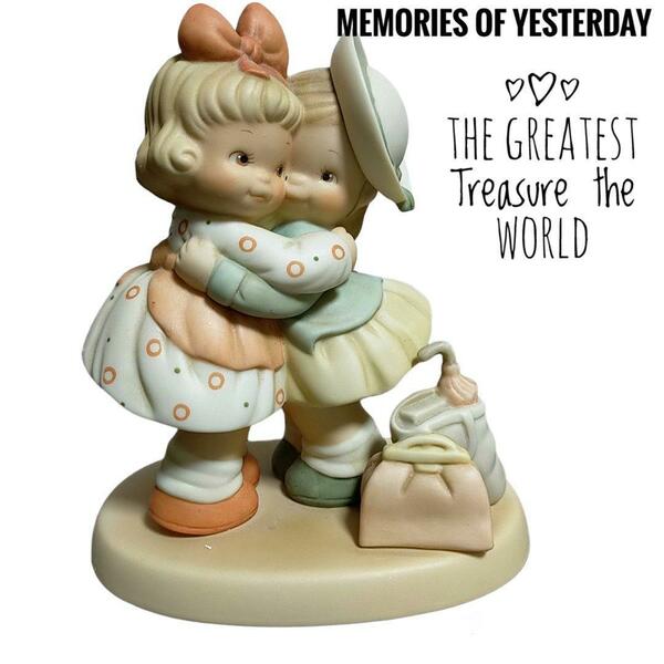 エネスコ Memories Of Yesterday 女の子 ハグ 524808 メモリーズ オブ イエスタデイ マーベルルーシーアトウェル 陶器人形 アンティーク