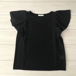 美品◆袖シフォンカットソーTシャツブラックMサイズ◆シースルー袖ひらひら結婚式入学式プチプラ◆二の腕カバー着痩せ可愛い