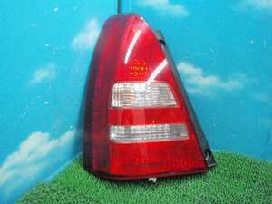 ★ SG5 Subaru Forester Tail Lamp Left 220-20762 Тормозный свет 300433JJ