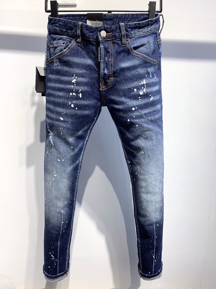 DSQUARED2 パンツの値段と価格推移は?|2,433件の売買情報を集計した DSQUARED2 パンツの値段と価格推移は?|2,433件の売買情報を集計した