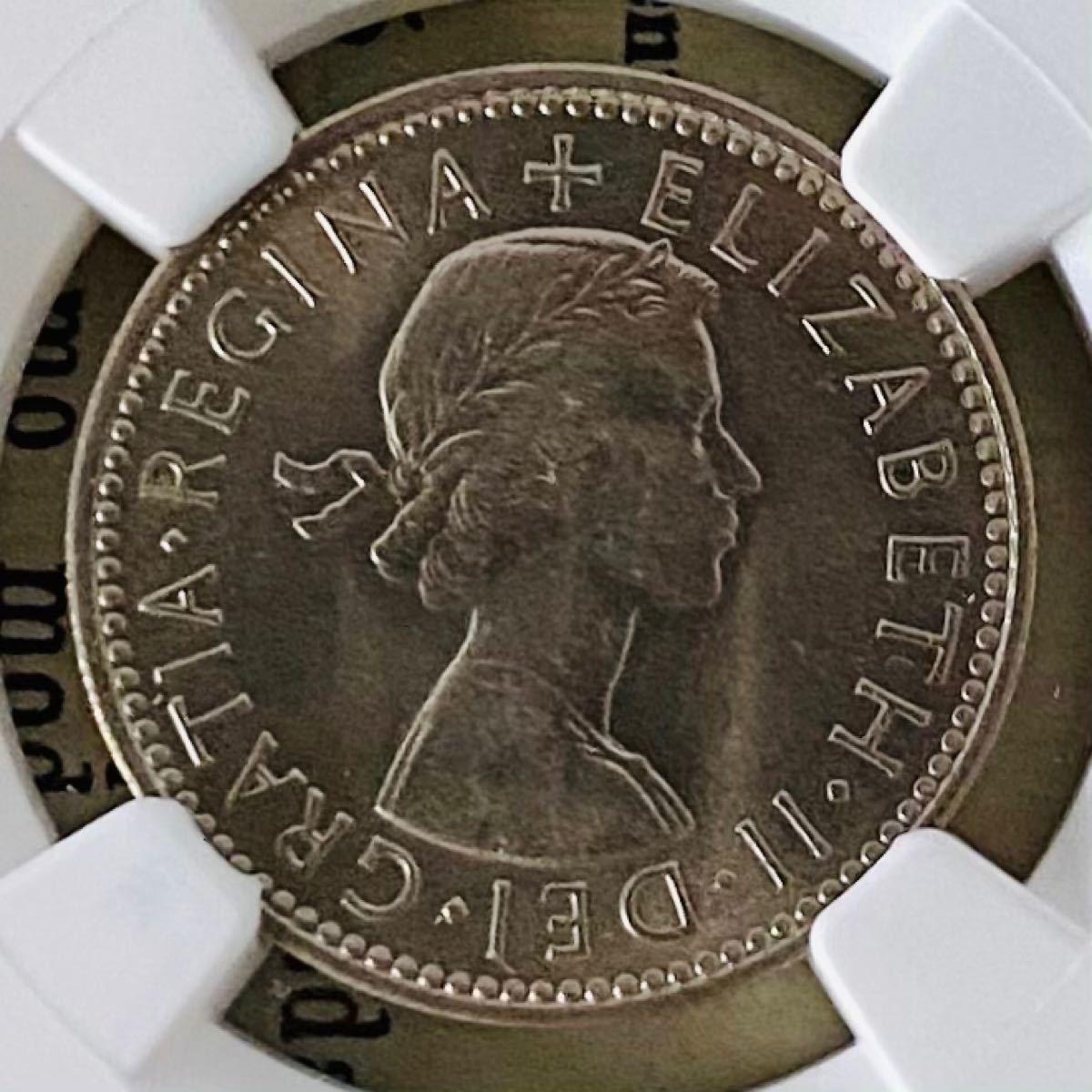 NGC 最高鑑定 2016 MS70 イギリス 銀貨 20ポンド エリザベス｜PayPayフリマ