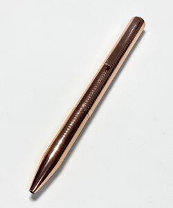 未使用品　デザインメタルツイストボールペン　ローズ　ビジネス　カジュアル　高級筆記具　(368)
