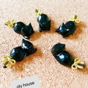 じゃれ猫シリーズ 黒猫ゴールドリボン oly house