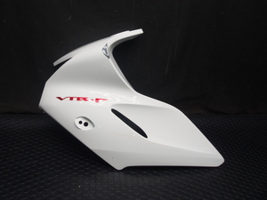 ベースにおすすめ.VTR250F.MC33/純正アッパーカウル左.フロントカウル.フロントカバー..VTR-F/刻印KFK