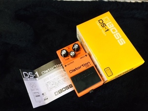 超目玉エフェクター即決品！！★BOSS DS-1 ディストーションの原点、懐かしの歪みサウンド・箱取説付き入荷！！