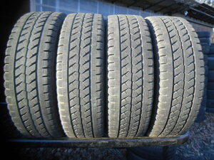 G126 225/70R16 冬4本セット スタッドレス LT 117/115L 225/70-16 225-70-16 BRIDGESTONE BLIZZAK W979 チューブレス