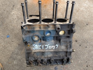 イスズ　3KC1　ディーゼルエンジン　ブロック
