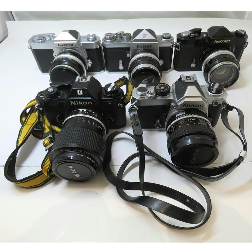 フィルムカメラセットの値段と価格推移は？｜1,123件の売買情報を集計 