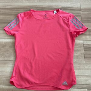 半袖Tシャツ adidas レディース　小さめ