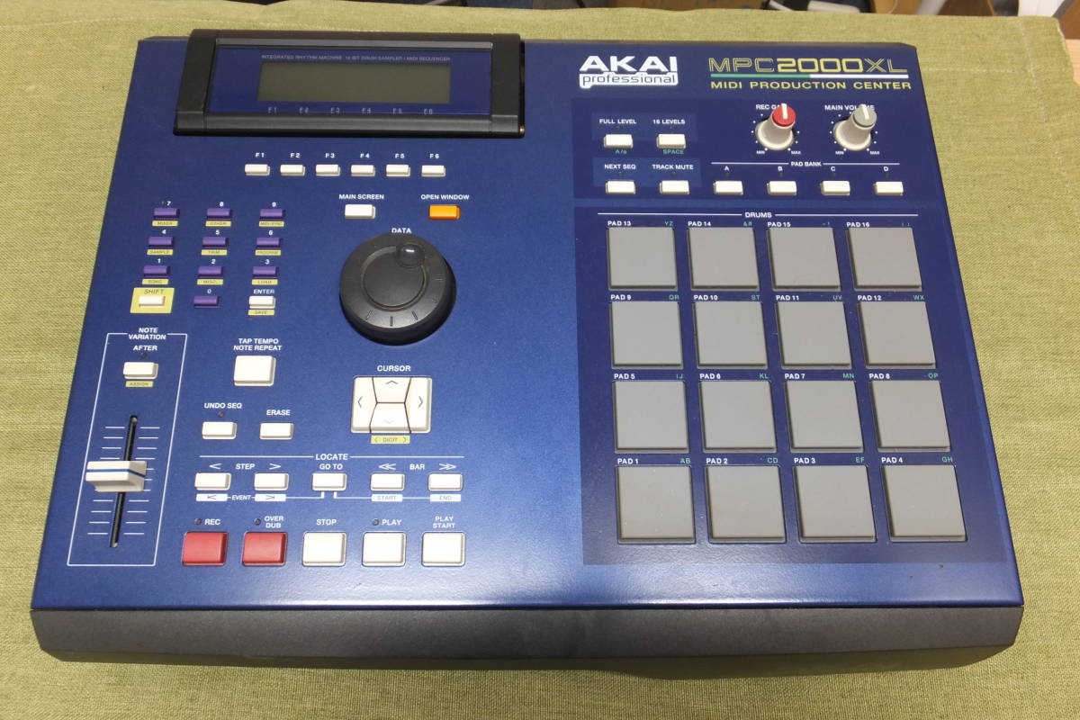 売れ済卸値 AKAI MPC 【ジャンク品】 2000 DJ機器