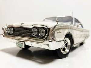 Ertl Ertl /'60 Ford Ford StarLiner Star liner 1/18 out of print Ame car 