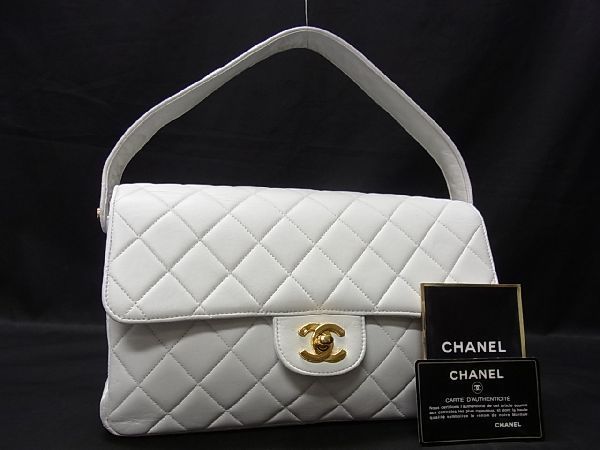 CHANEL バックの値段と価格推移は?|11,552件の売買情報を集計した CHANEL バックの値段と価格推移は?|11,552件の売買情報を集計した