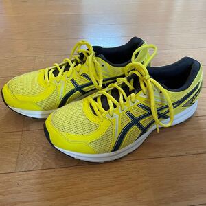 【即買いOK】 アシックス ランニングシューズ イエロー 26.0cm