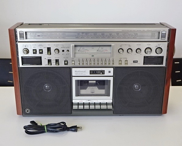 ヤフオク! -「5700」(ラジカセ) (カセットデッキ)の落札相場・落札価格 ヤフオク! -「5700」(ラジカセ) (カセットデッキ)の落札相場・落札価格