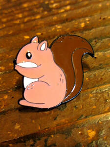 ピンバッチ　プリティアニマル　リス　squirrel　かわいい　動物　ピンバッジ
