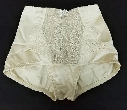 ヤフオク! -ショートガードル(Sサイズ)の中古品・新品・古着一覧