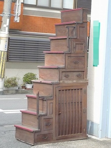 二段タンスの値段と価格推移は?|0件の売買データから二段タンスの