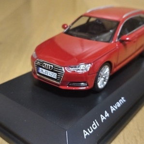 即決　AUDI　アウディ　特注　純正　ディーラー　アウディ　A4　AVANT　アバント　タンゴ　レッド　1/43　絶版　レア