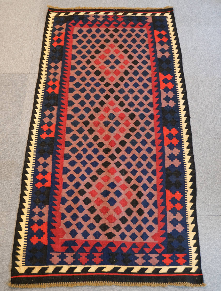アフガニスタン マシュワニキリム 手織り絨毯 size:114cm×109cm