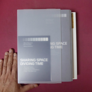 5/洋書【ヴェネツィア・ビエンナーレ2005：Title of the exhibition in the Nordic Pavilion: 'Sharing Space Dividing Time'】北欧 @3