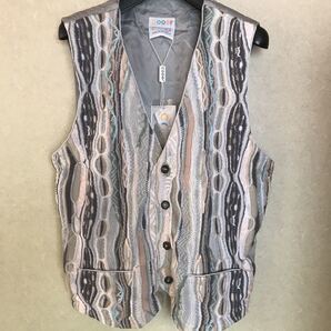 COOGI 3D ニット ジレベスト
