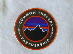 patagonia COMMON THREADS PARTNER SHIP стикер COMMON THREADS PARTNER SHIP Patagonia PATAGONIA patagonia