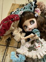 ♪Blythe outfit ♪ブライスアウトフィット　不思議の国のアリス　アリスちゃんとキノコちゃん　ハンドメイド _画像3