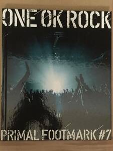 古本 帯なし 写真集 ONE OK ROCK PRIMAL FOOTMARK #7 ワンオクロック Taka AMUSE クリックポスト発送等