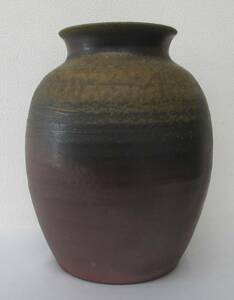  Bizen ... side . kiln flower vase vase . seal 