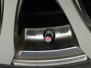 送料込み　国旗柄 汎用 エアバルブ キャップ イギリス キーホルダー付 ブラック BMW ベンツ メルセデス AUDI アウディ フォルクスワーゲン