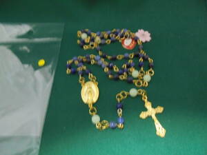 Art hand Auction A rosary made of sodalite and luminous plastic beads for exams ● 12, Beadwork, Finished Product, others