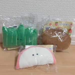 【お値下げ中】つぶらな瞳のお弁当箱 ぬいぐるみ Aちーむ しいたけ かまぼこ ばらん セット ぬいぐるみ お弁当 つぶらな瞳