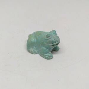 カエルの置物 小さな置物 石細工 カエル かえる 蛙 アジア雑貨 置物 約2.5×2.3×1.5㎝ 約7g　【2994】【K306】
